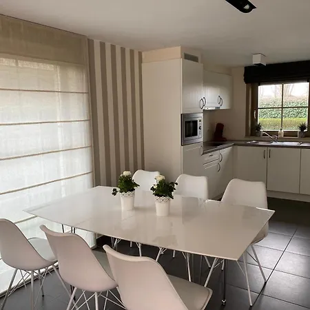 Apartment Vakantiehuis De Panne *